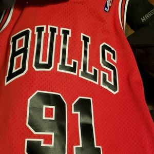 Dennis Rodman Bulls Throwback